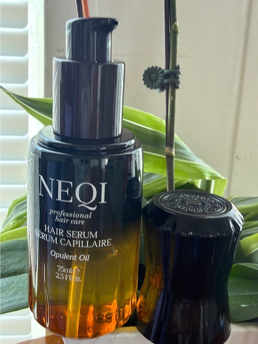 Opulent Oil Hair Serum for Men Grooming - Amber/Black